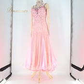 社交ダンス 衣装 チャコット Chacott スタンダードドレス ドレス ワンピース スタンダード ピンク フロート レース フリル デモ 競技 ダンス パーティ 発表会 日本製 ピンク系 かわいい 女性らしい フォーマル スカート揺れる おしゃれ パーティー衣装 社交ダンス用 競技用コスチューム