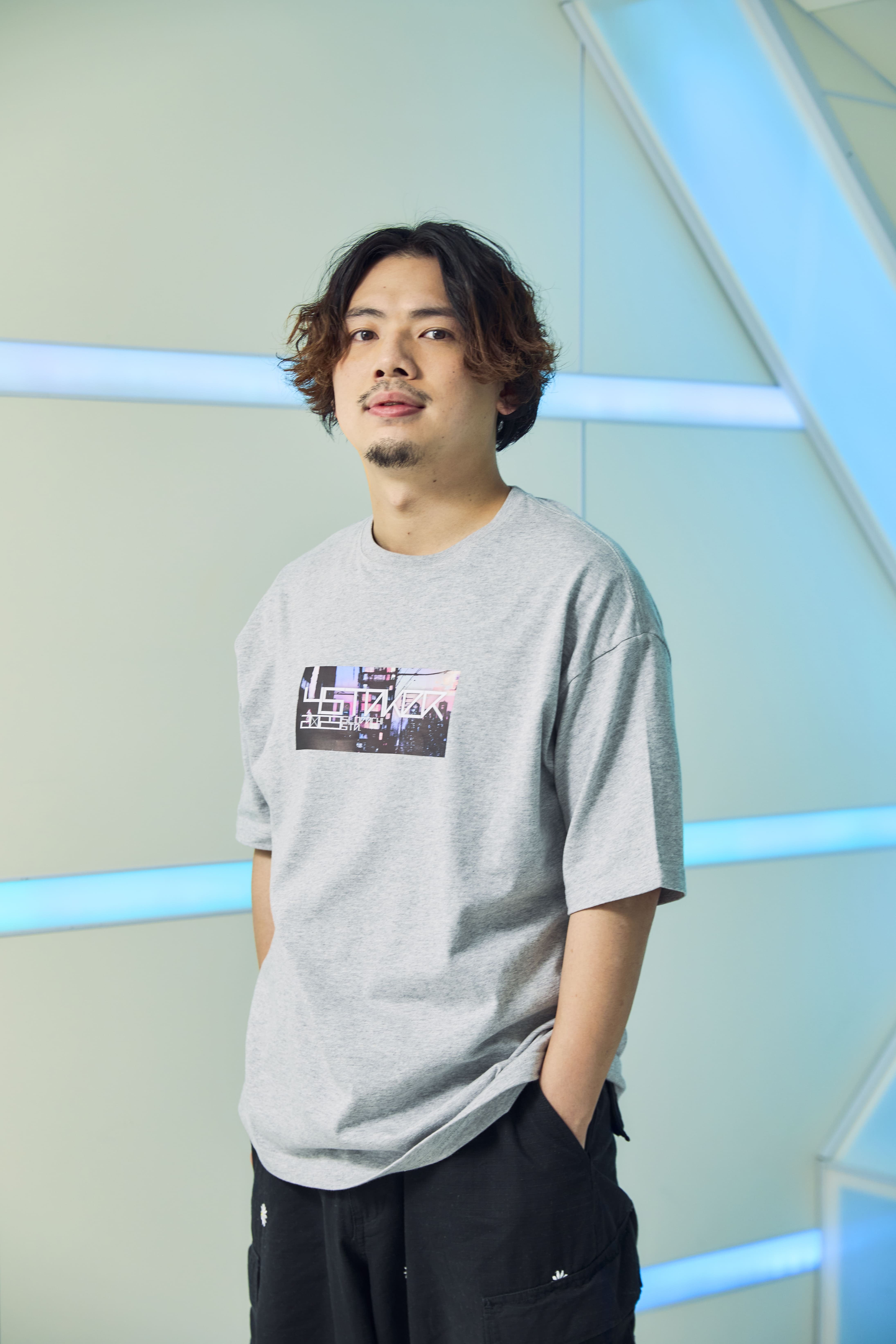 よしき4staker Tシャツ　Mサイズ