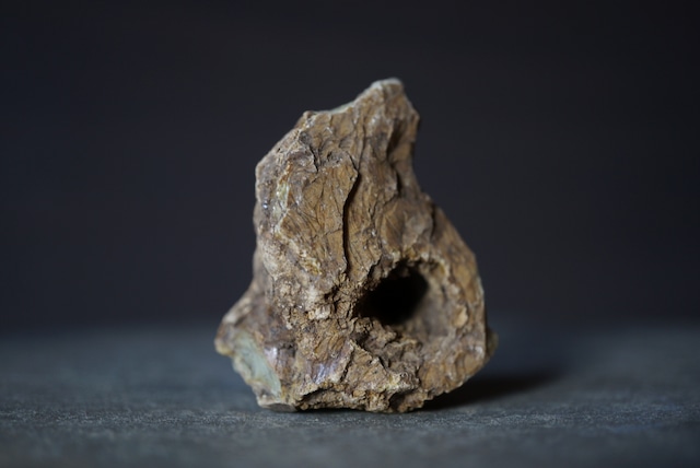 インドネシア産ブルーアンバー Blue Amber 1714