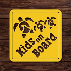 【受注生産】KIDS ON BOARD sign(ｶｯﾃｨﾝｸﾞｽﾃｯｶｰ)