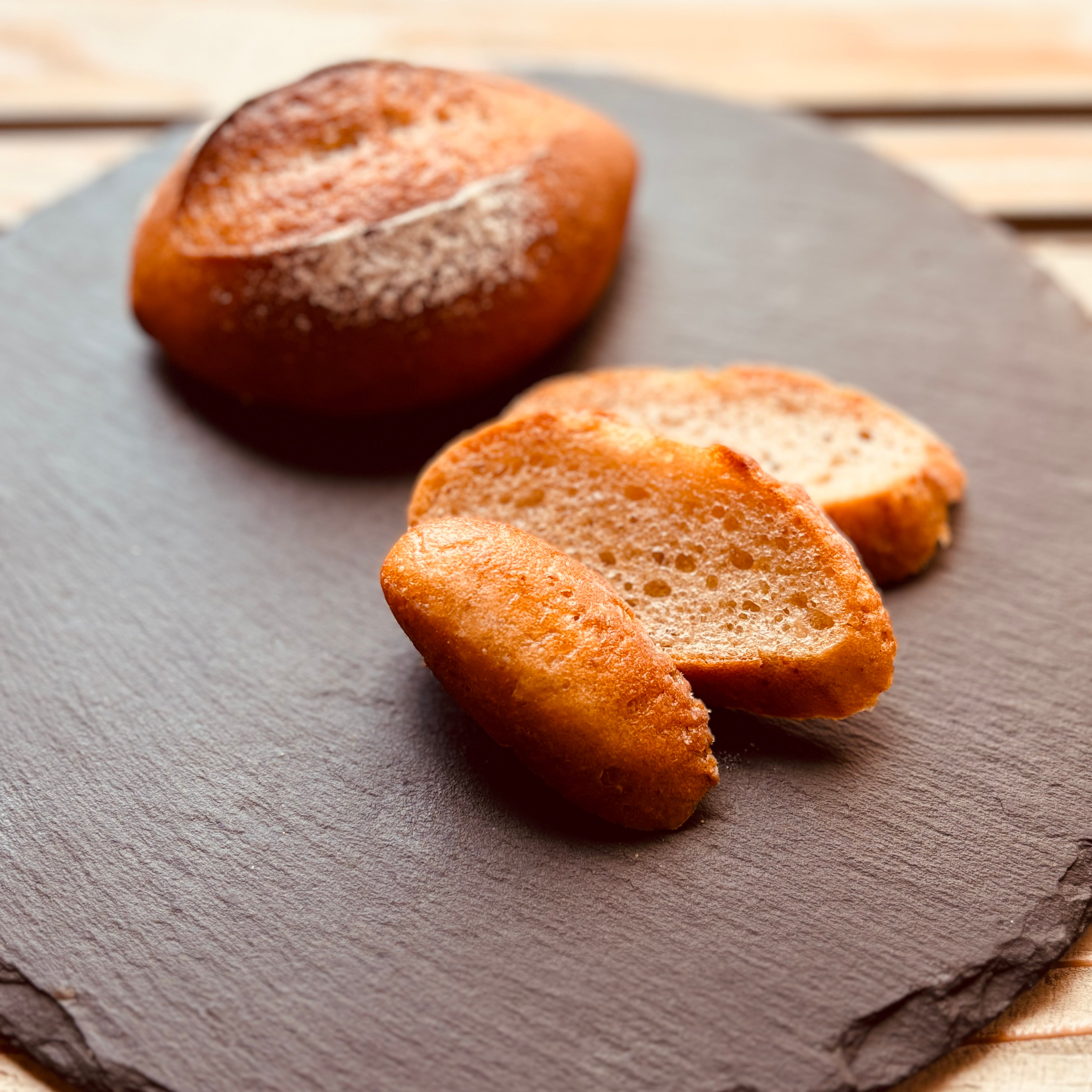 発芽玄米のミニバゲット4個セット 準備が出来次第お届けします