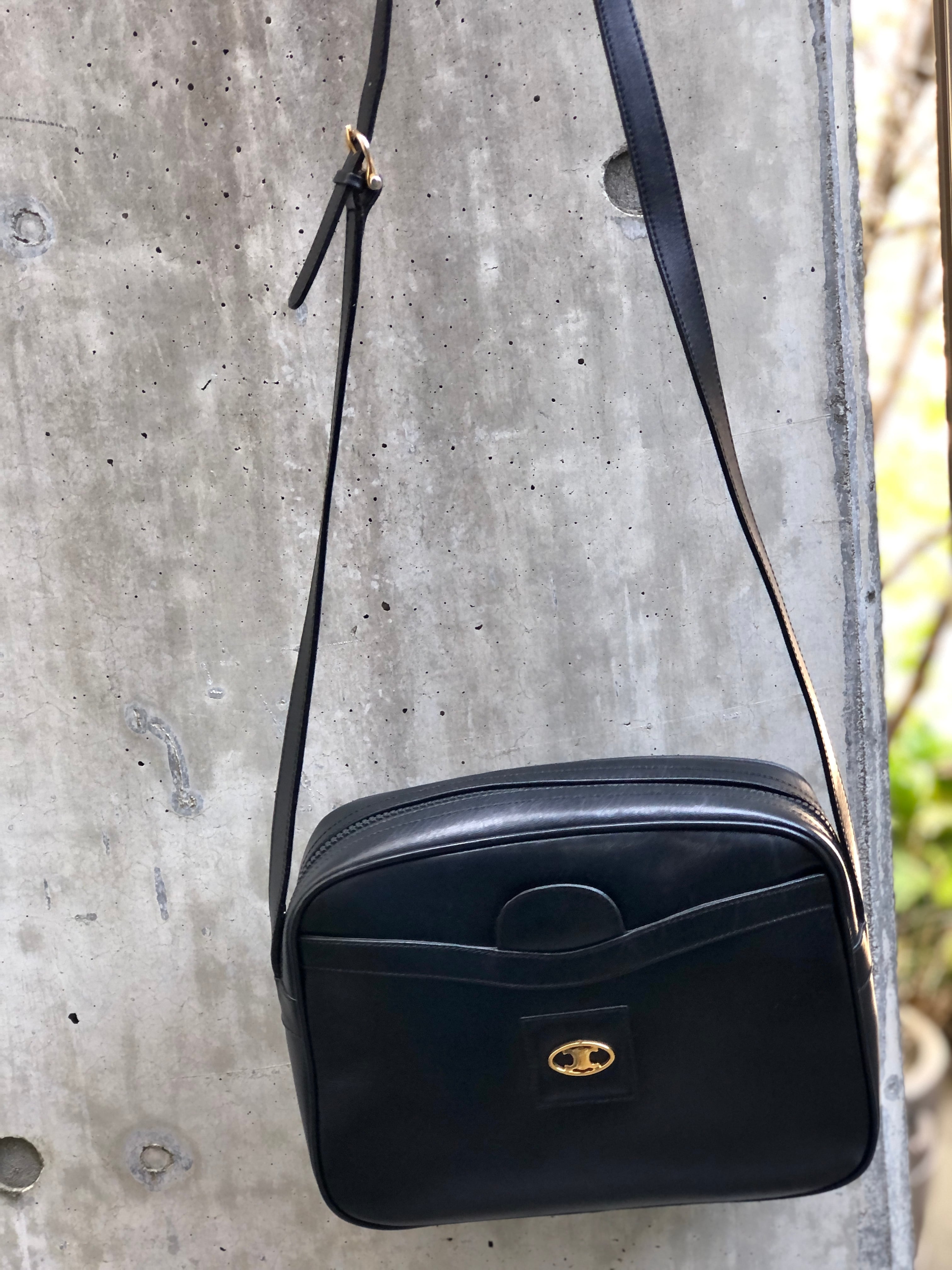 CELINE セリーヌ　ブラゾン　トリオンフ　レザー　クロスボディ　ショルダーバッグ　ブラック　vintage　ヴィンテージ　オールドセリーヌ　 dwwpuc | VintageShop solo powered by BASE