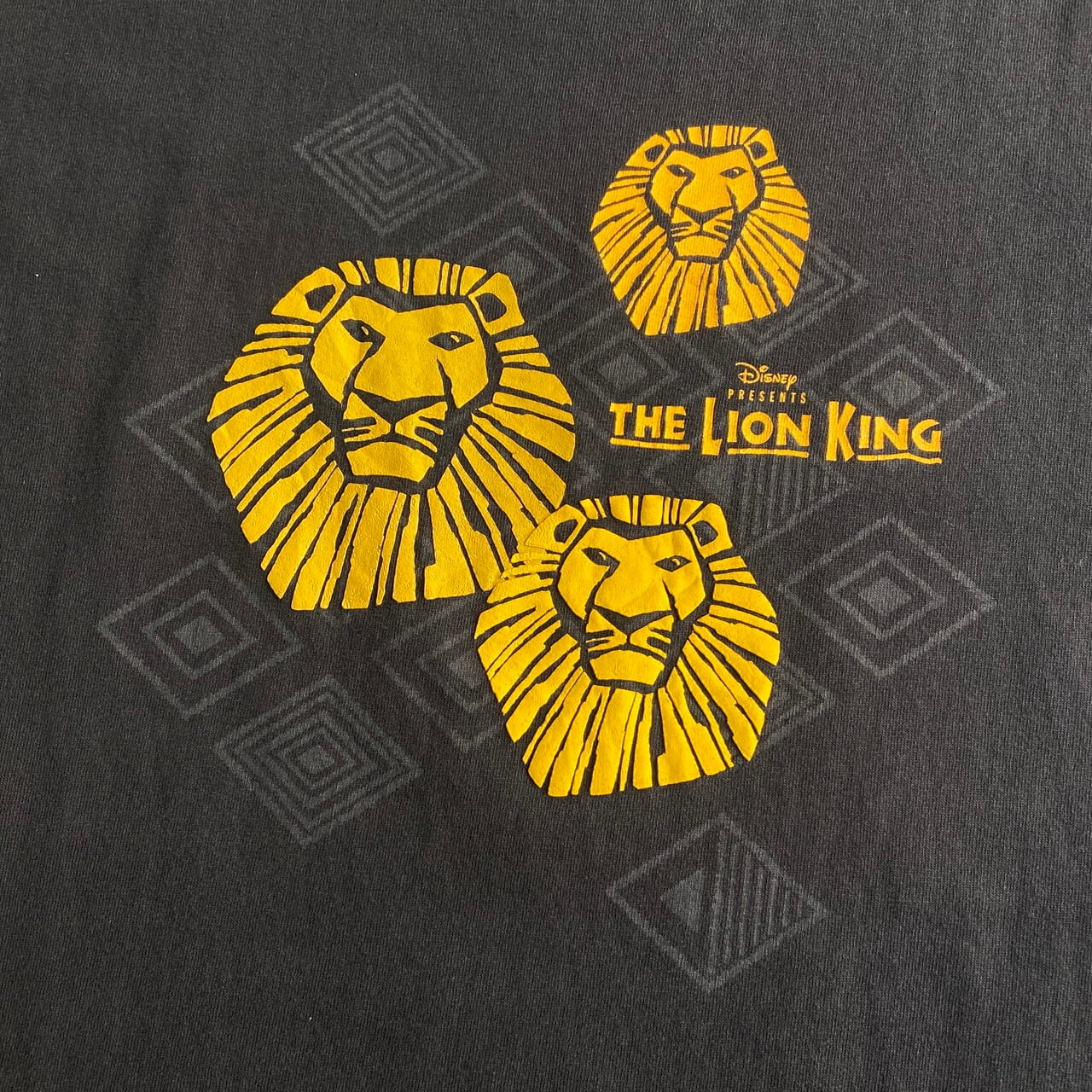 USA製 ディズニー LION KING Tシャツ ライオンキング 総柄 L