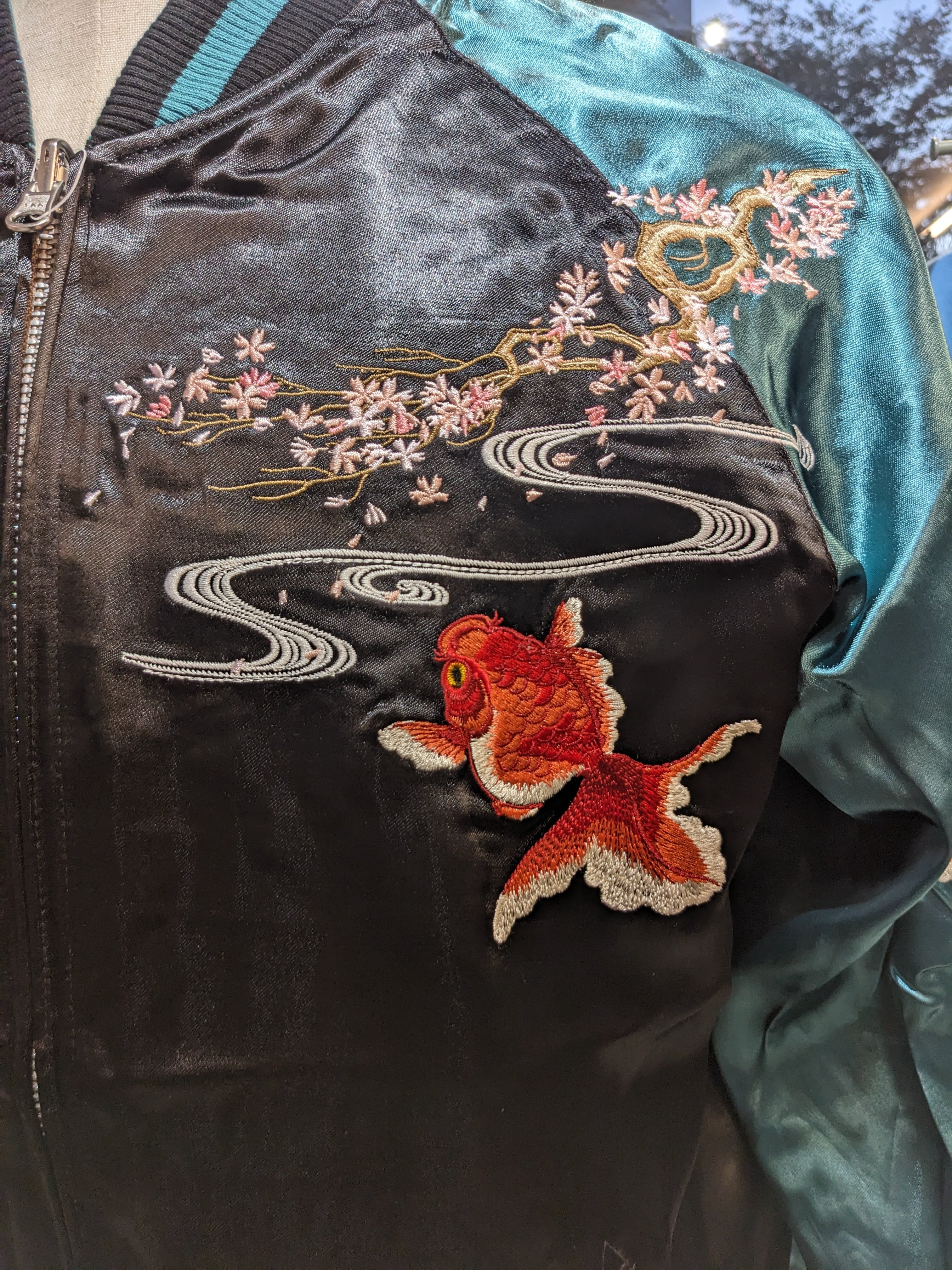 スカジャン 刺繍 リバーシブル IOLANI(イオラニ) ⁄ 金魚⁄刺繍