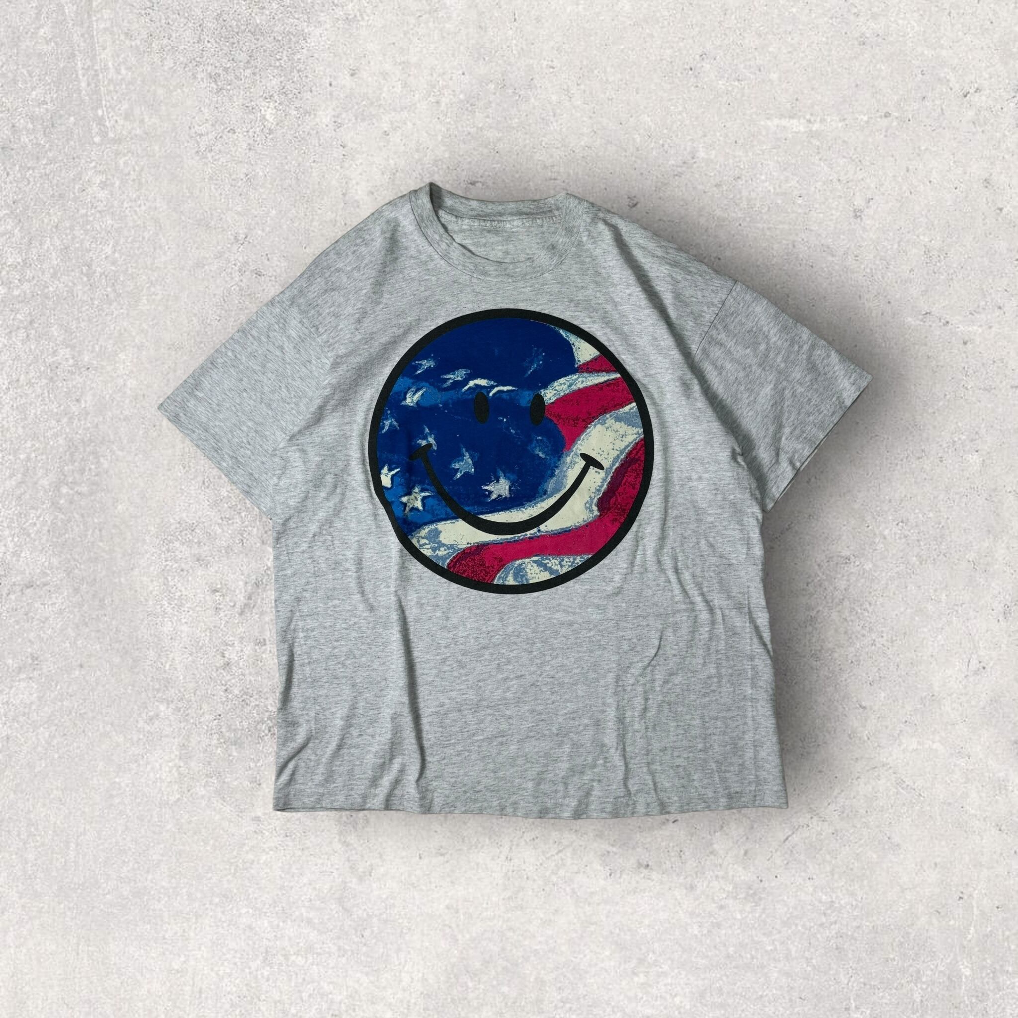 "90's Smiley Face" good print t-shirt