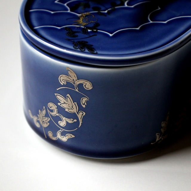 ＊mayuhako＊　瑠璃釉　流れ唐花