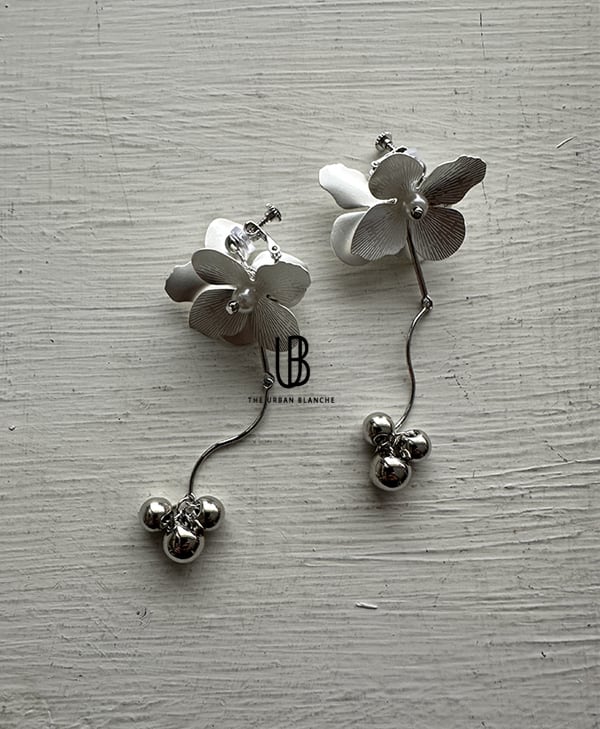 NEW】 フラワーパール イヤリング/ピアス 商品番号： AC0074 東京