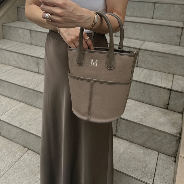 Buddy. canvas bag tall【Mocha】