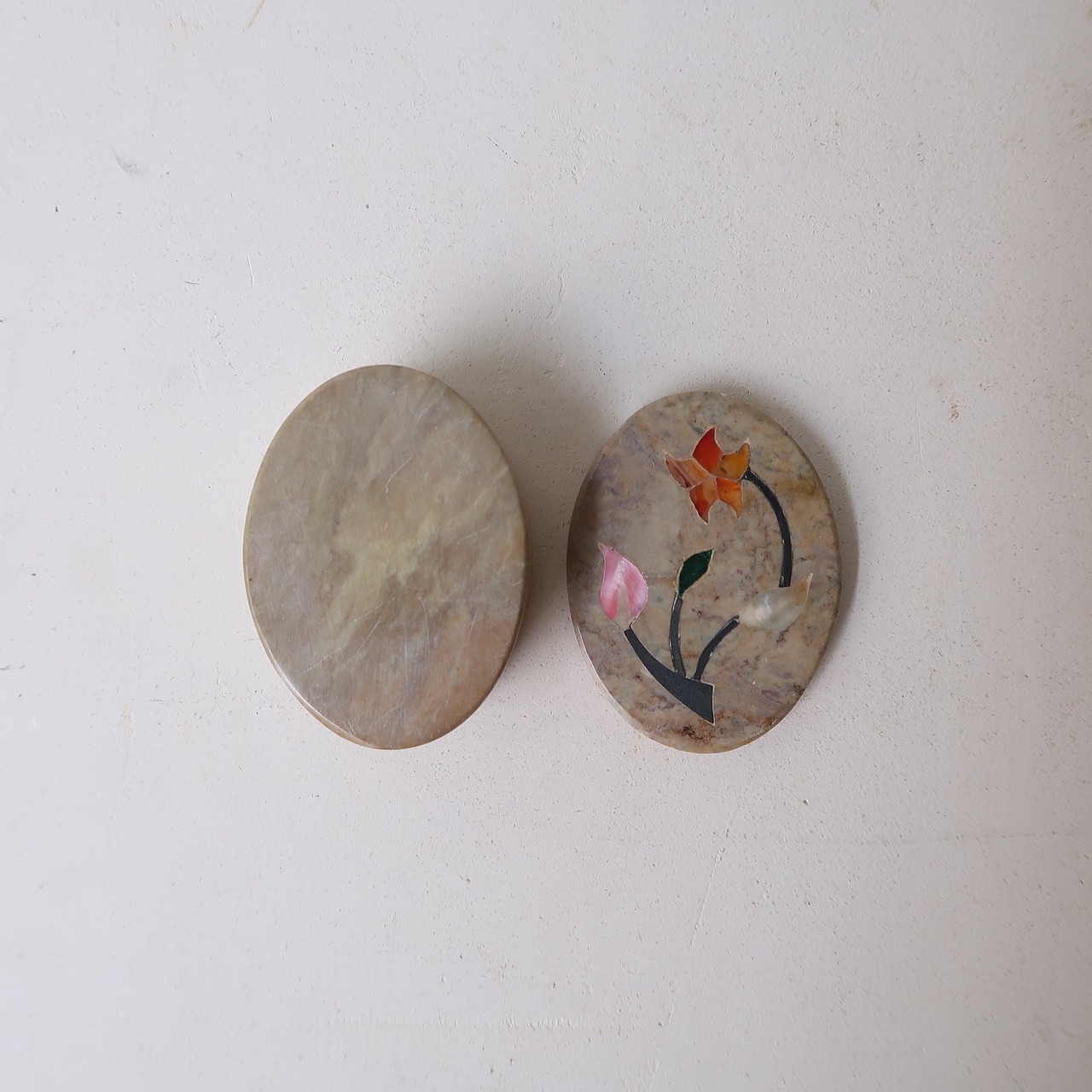 リースのようなお花のケース（ミニ）