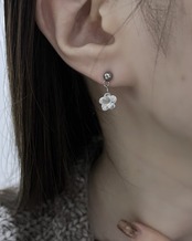 moon quartz（お花×CZ）