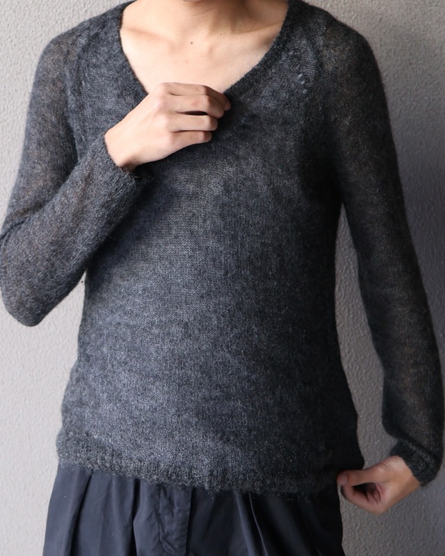 v neck sheer knit