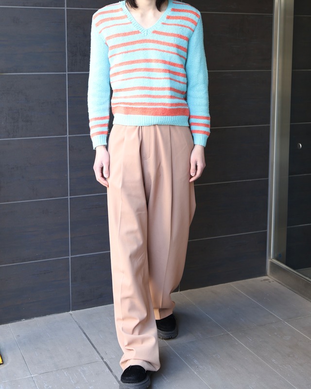 Colored striped v-neck knit