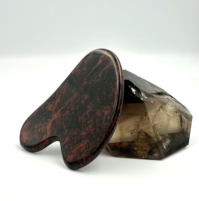 (01179)レッドオブシディアン　カッサプレート　かっさ　Red Obsidian 　天然石　パワーストーン　フェイスマッサージ　リンパ　健康グッズ　美容グッズ　フットマッサージ　ボディケア