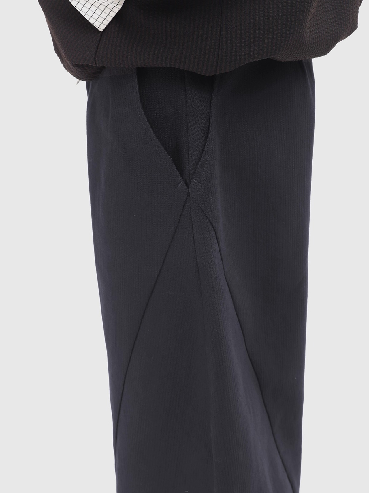 Nothingnoth 25SS Asymmetrical Straight-leg Pants