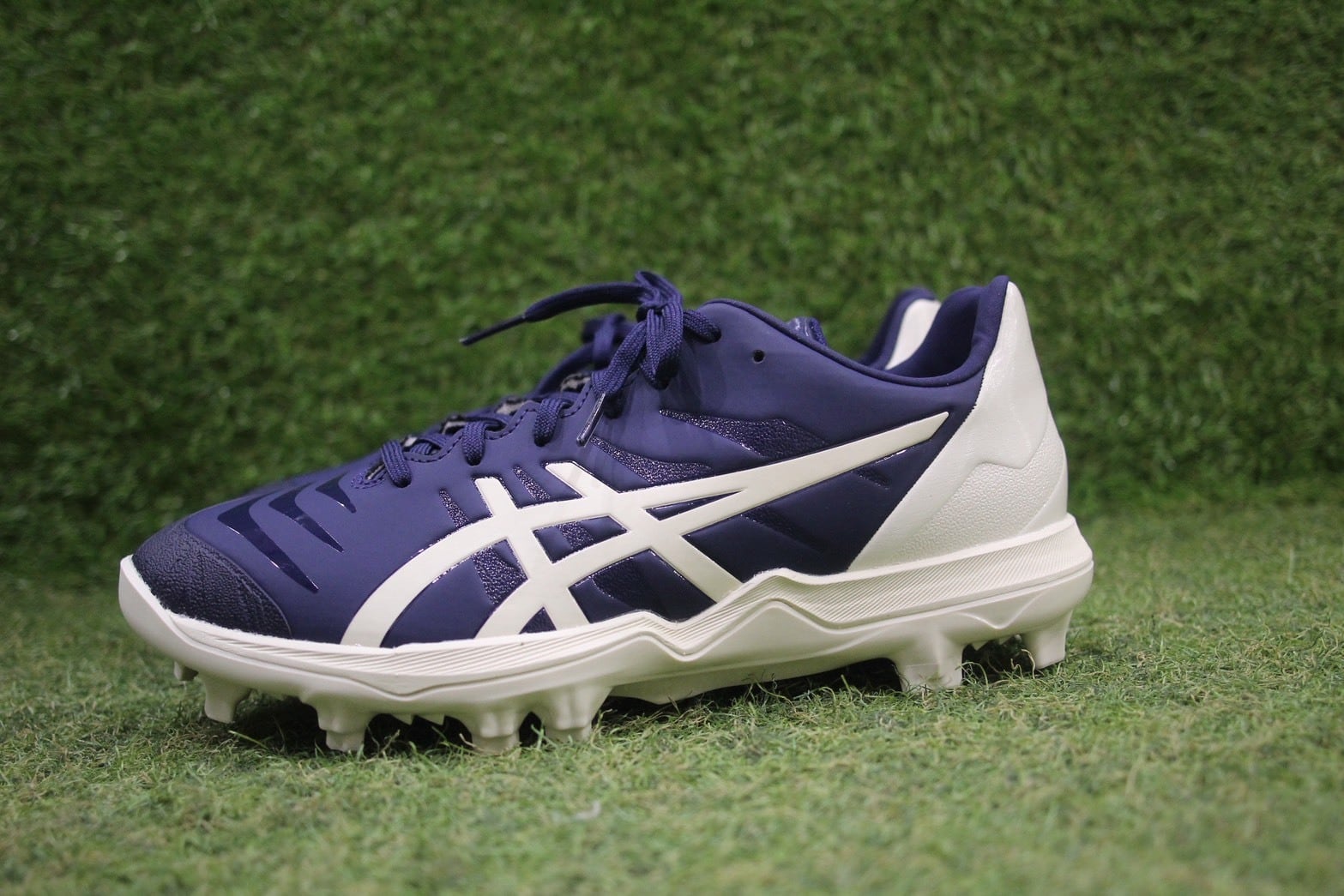 ASICS スパイク 1121A067-400 | ミツウマスポーツ