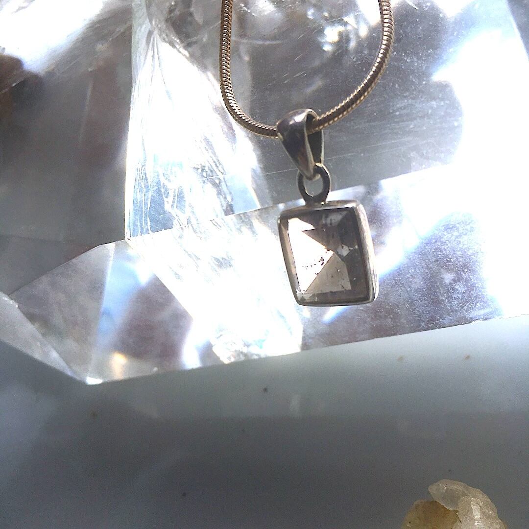 【一点物】✦·.⋆エレスチャルクォーツペンダント·.⋆天使の記憶✦
