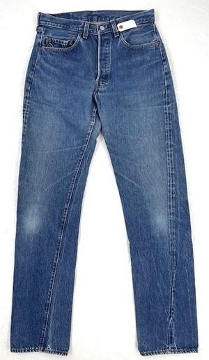 M-101 リーバイス Levis501古着 1982年赤耳 米国製刻524　W 78cm  股下 87cm　　