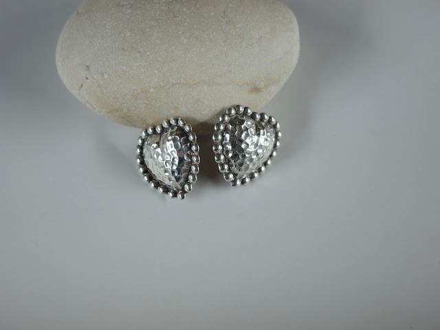 〈vintage silver925〉hammered heart pierce