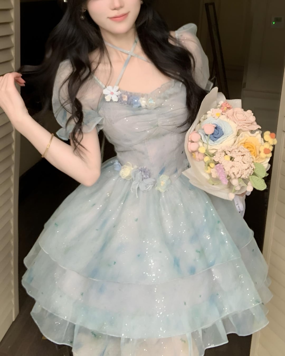 シャイニーフラワーホルターネックワンピース 2502073