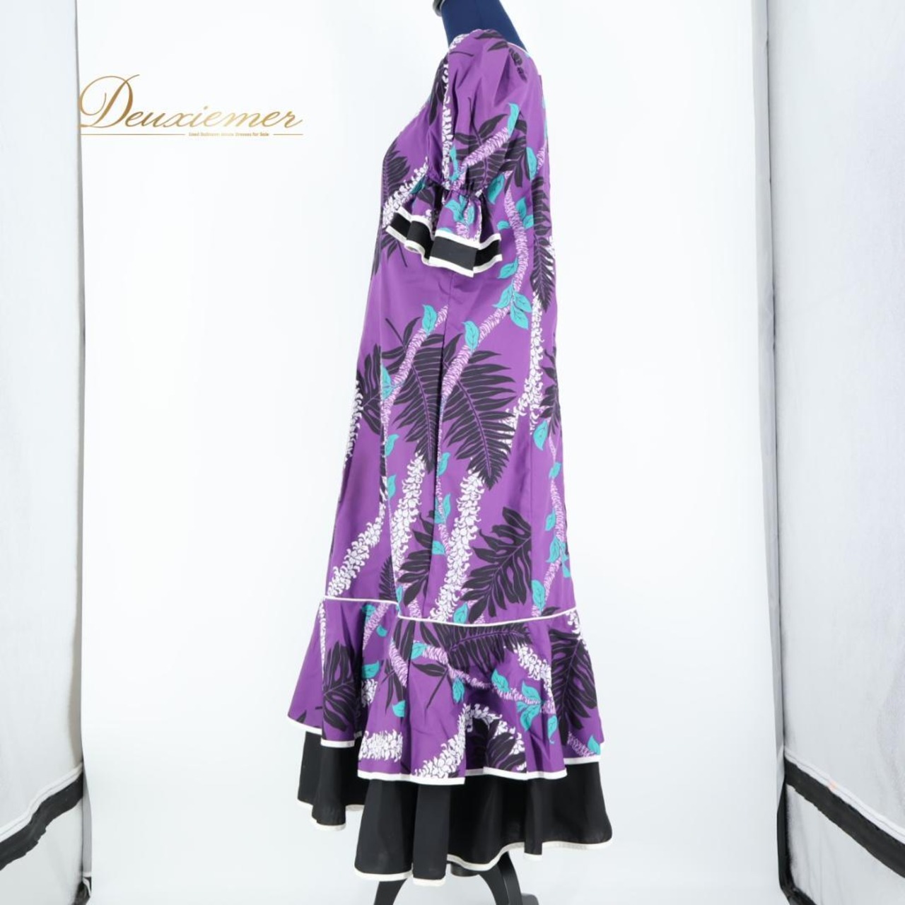 【ハワイ製 フラダンス衣装】パープル T&L MUUMUU FACTORY ワンピース ドレス 紫 黒 マイレ柄 ブラック ハワイアン かわいい
