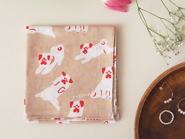 yukino textile cotton100% ハンカチ「PUGS beige 」 made in japan