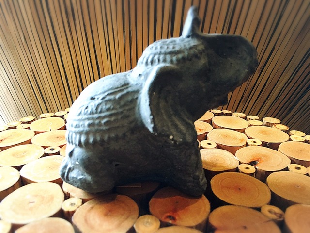 バリ島 小さなゾウさん 石像 インテリア インテリア小物 ガーデニング雑貨  庭  置き物 開運 アジアン 雑貨