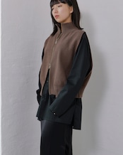 i’m here - Driver’s Knit Vest :Brown|前後スイッチ/ダブルファスナー/立体リンクス
