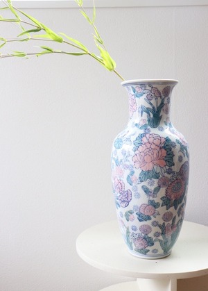 big paint vase