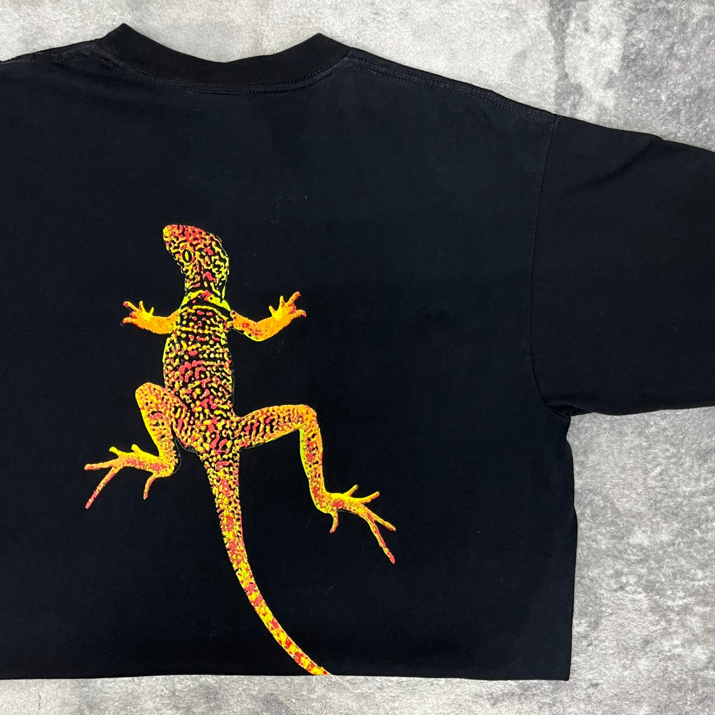 90s USA製 Marlboro マルボロ Tシャツ 半袖 リザード トカゲ 90s USA製 Marlboro マルボロ Tシャツ 半袖 リザード トカゲ