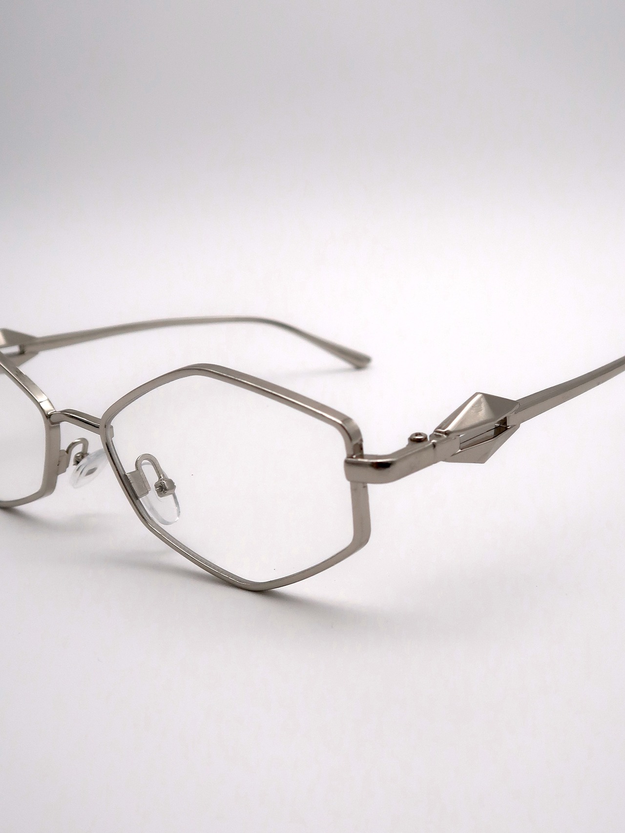 Glasses 022 Silver Prism (Clear)