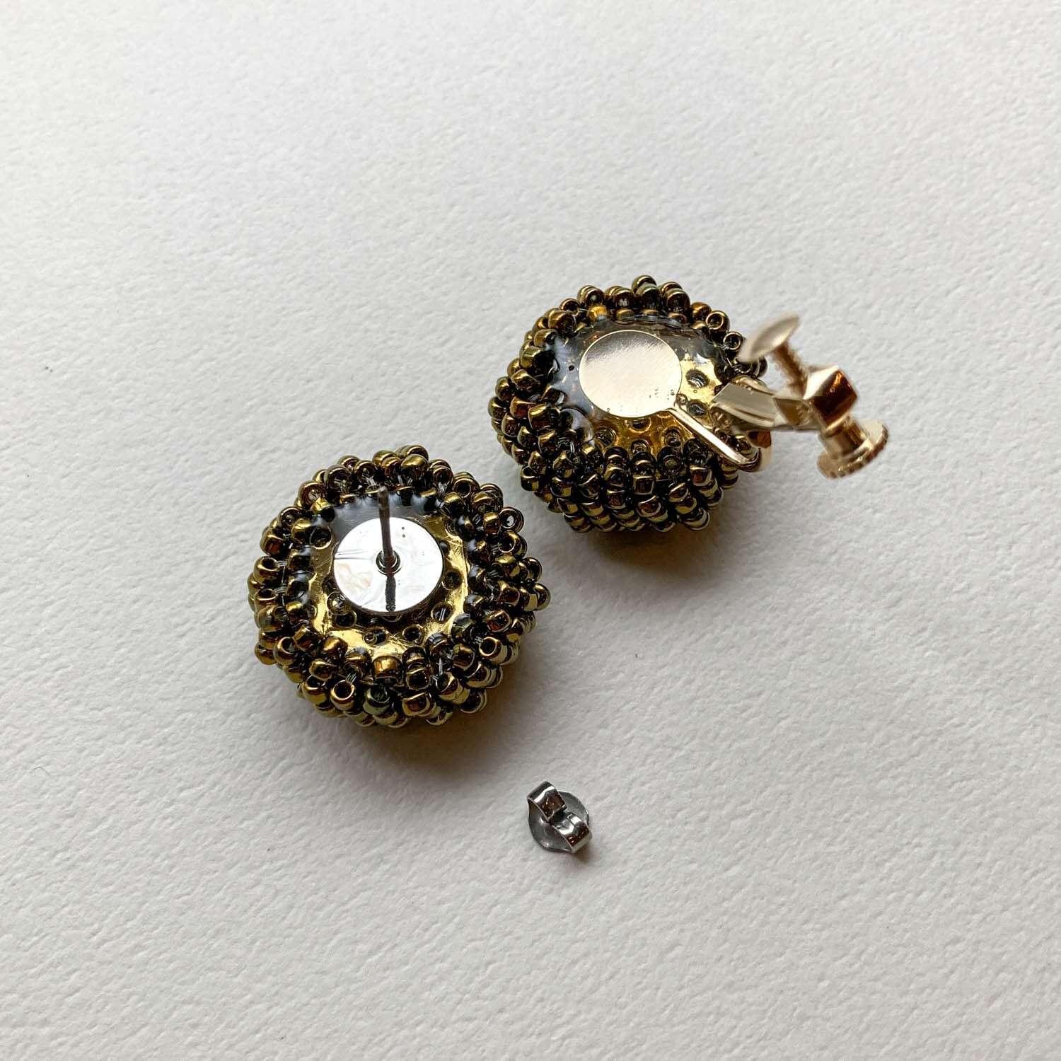 Duaオリジナル シャワー台カボションの〈ピアス/イヤリング〉 | Dua