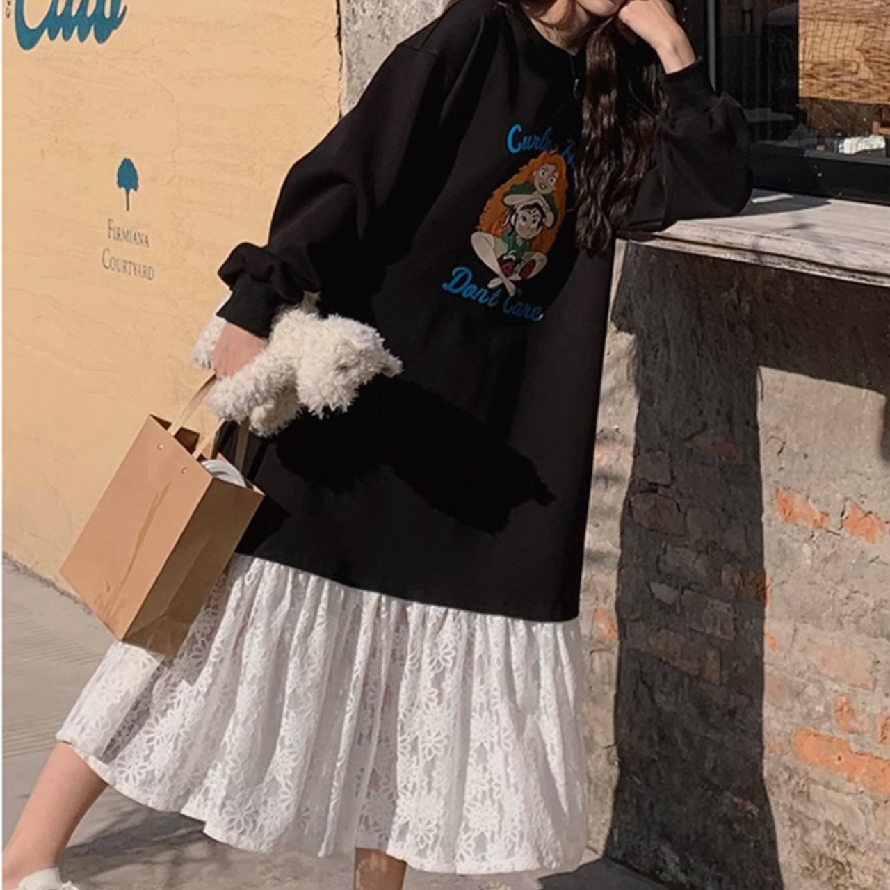 Age-Reducing Design Lace Patchwork Sweatshirt Dress 5008