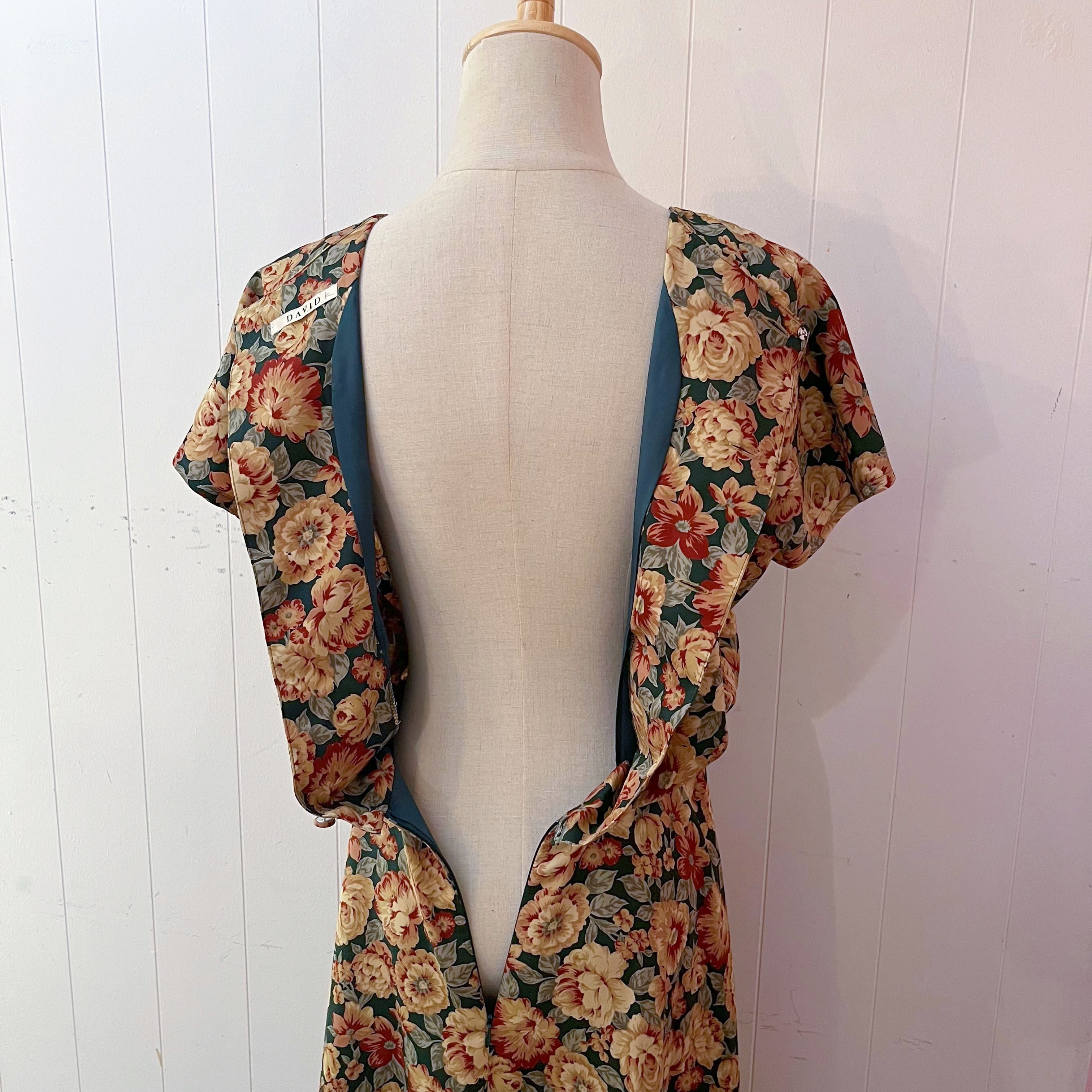 dark flower back button one-piece