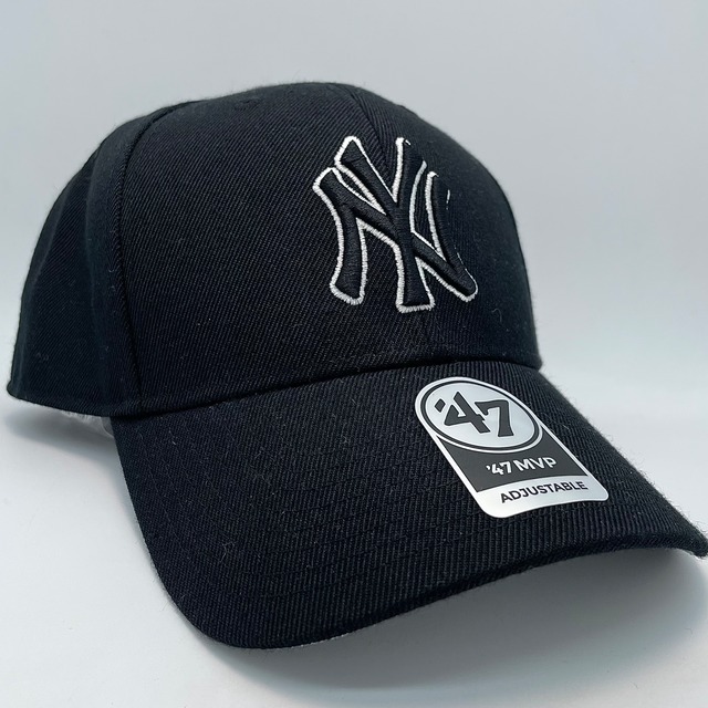 Yankees ‘47 MVP Black x Black&White Logo
