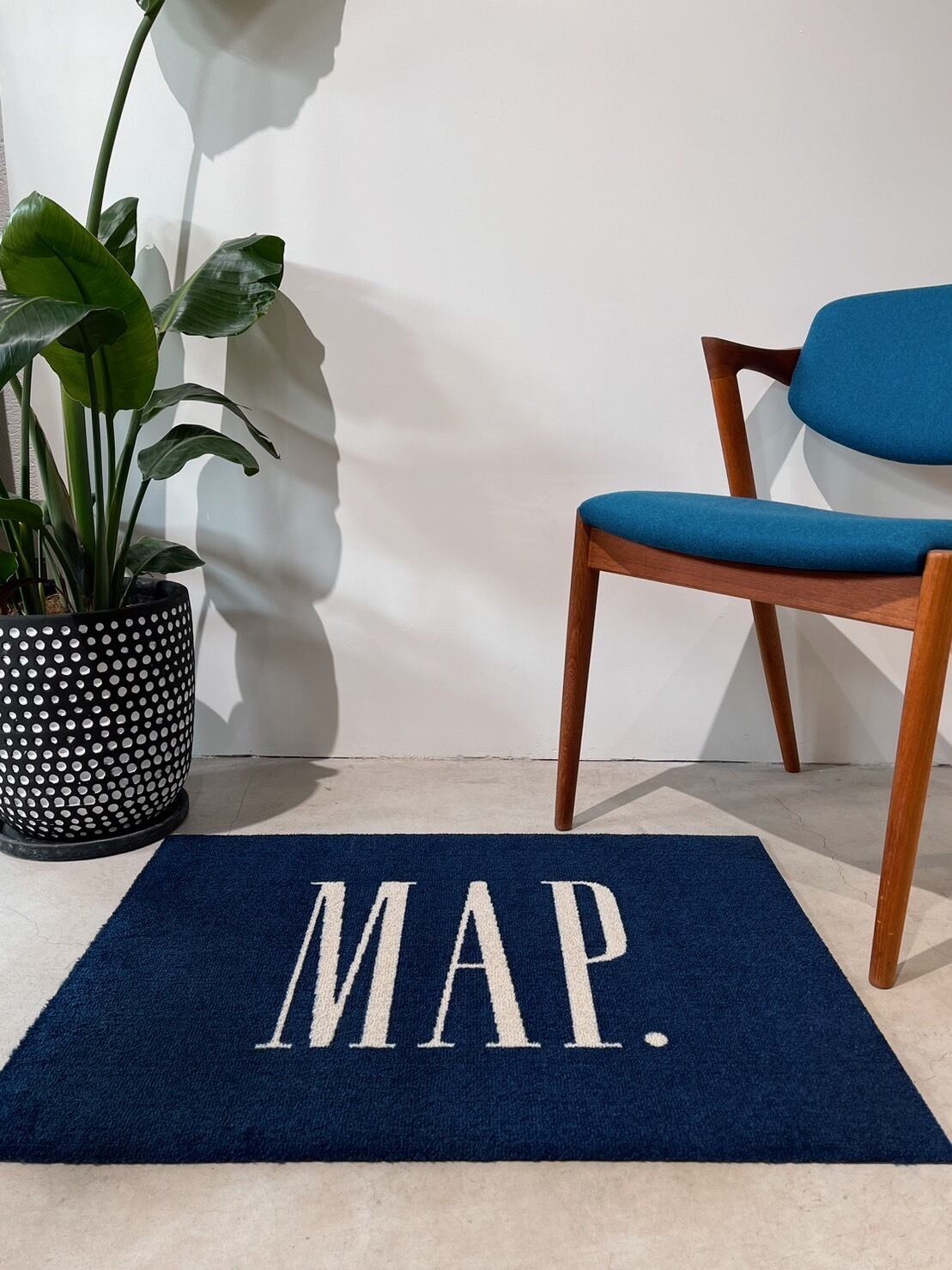 【map.】LOGO RUG / RECTANGLE