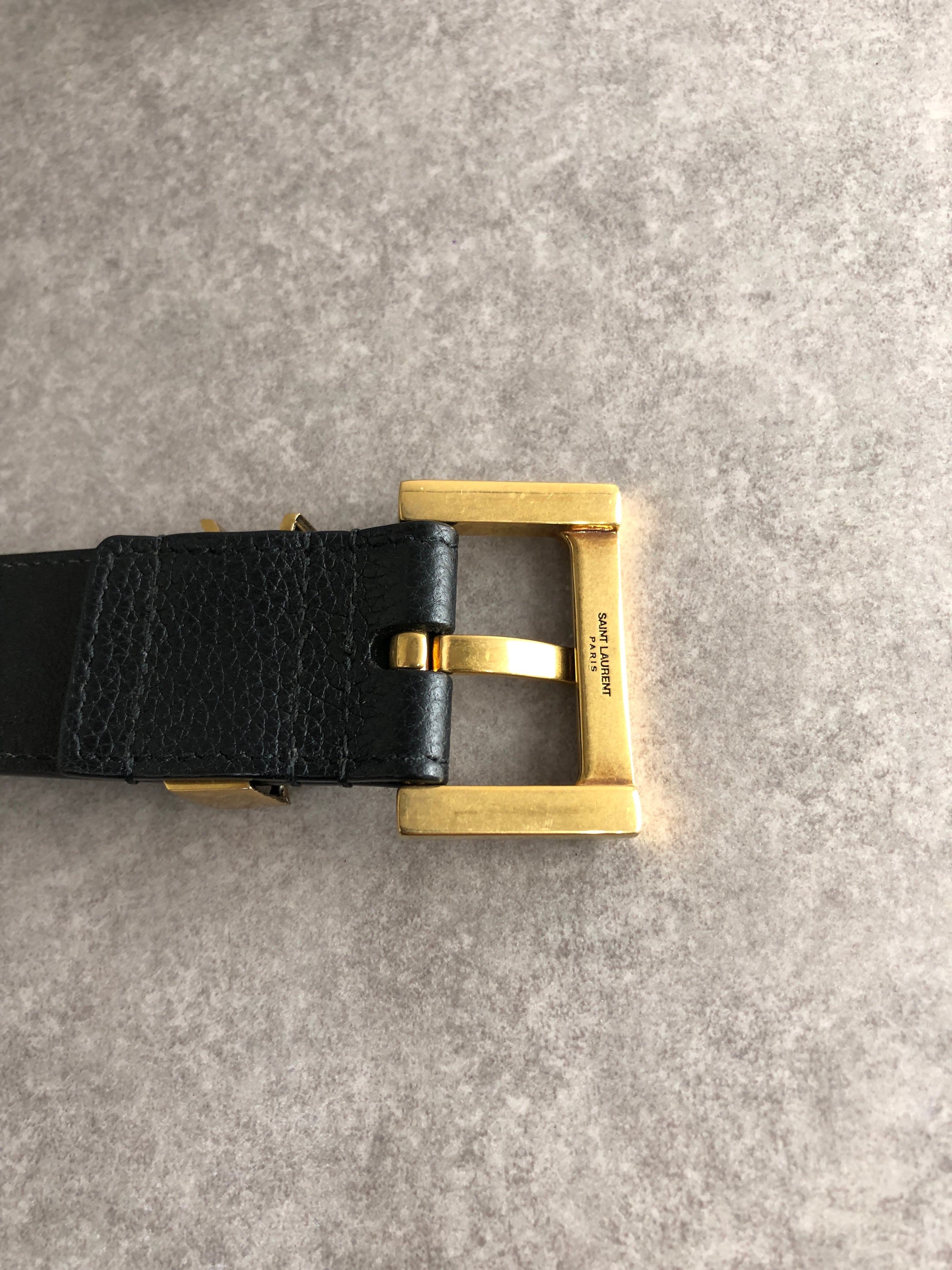 Yves Saint Laurent サンローランブラックレザー ゴールドベルト Yves Saint Laurent イヴ・サンローラン ベルト ブラック YSL レザー