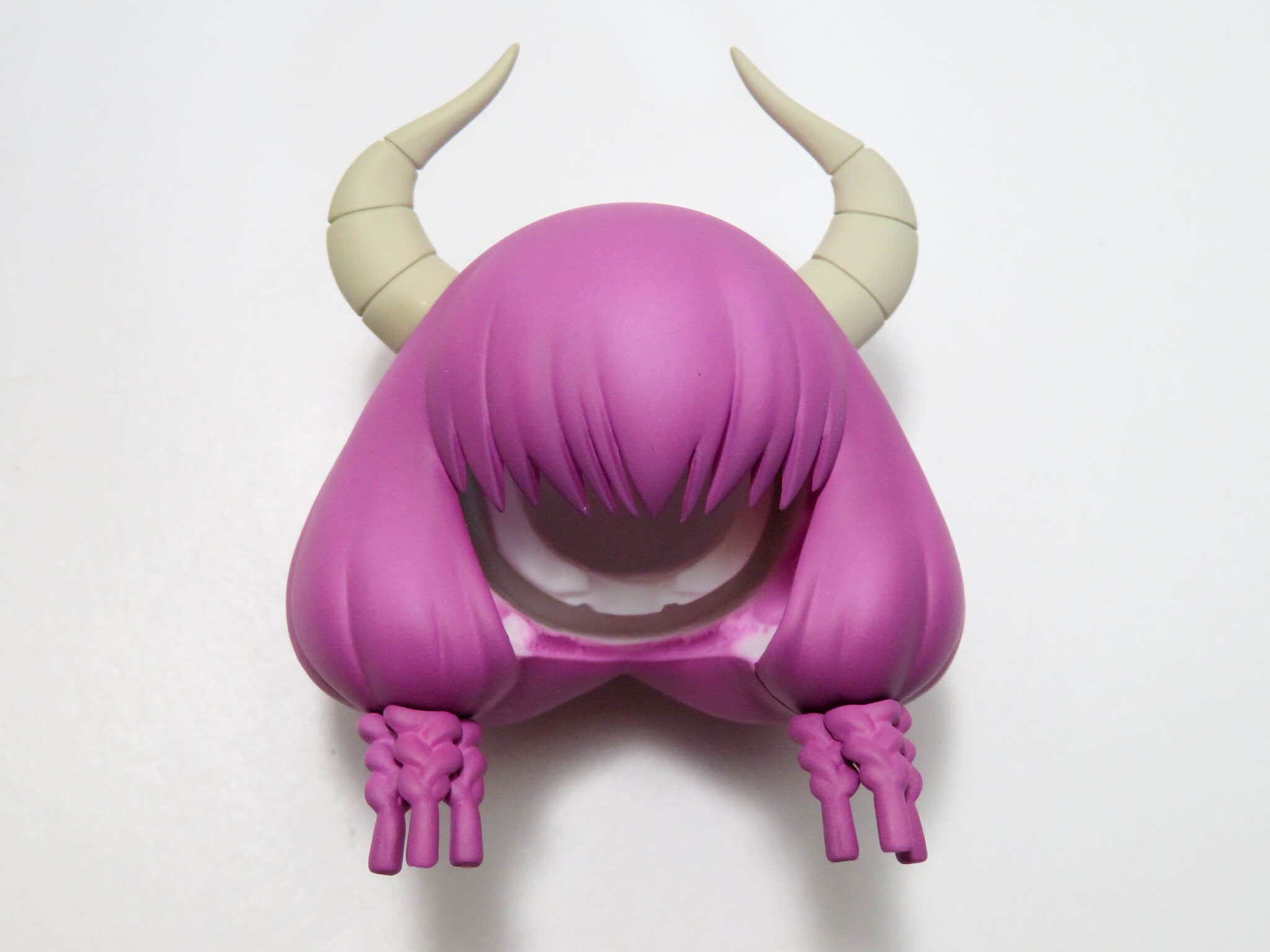 再入荷【2683】 断頭台のアウラ 髪パーツ 角付きセミロング