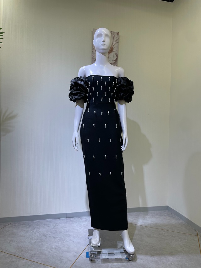 【新品DRESS 4825】オフショル バルーンスリーブ パール ストレッチ タイト ロングドレス ブラック【インポート】
