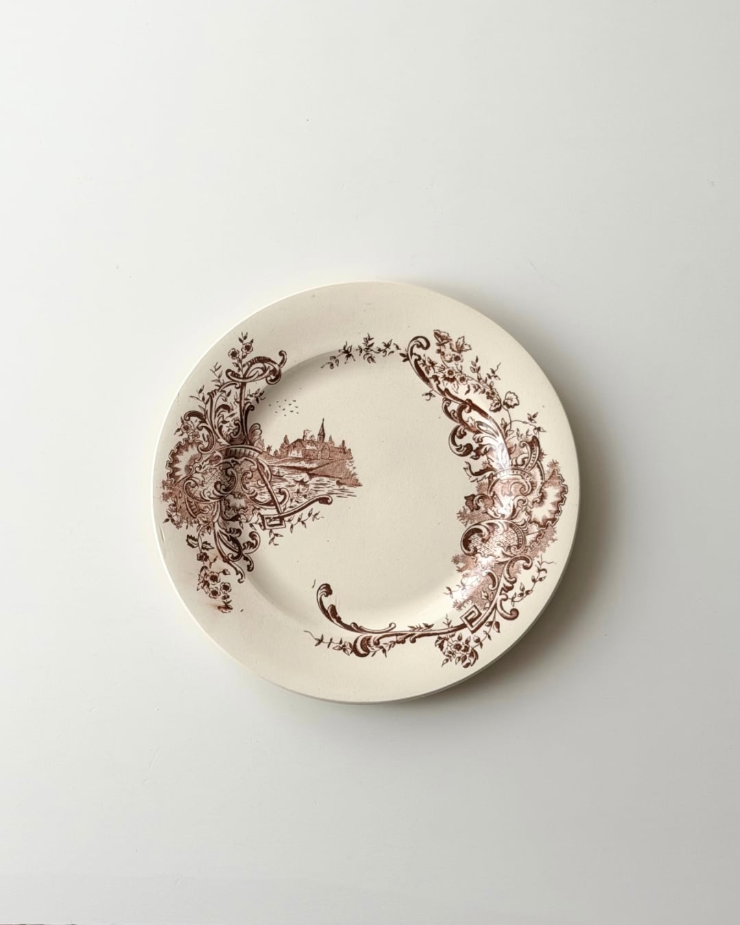 vintage french plate / ブラウンの風景プレート c