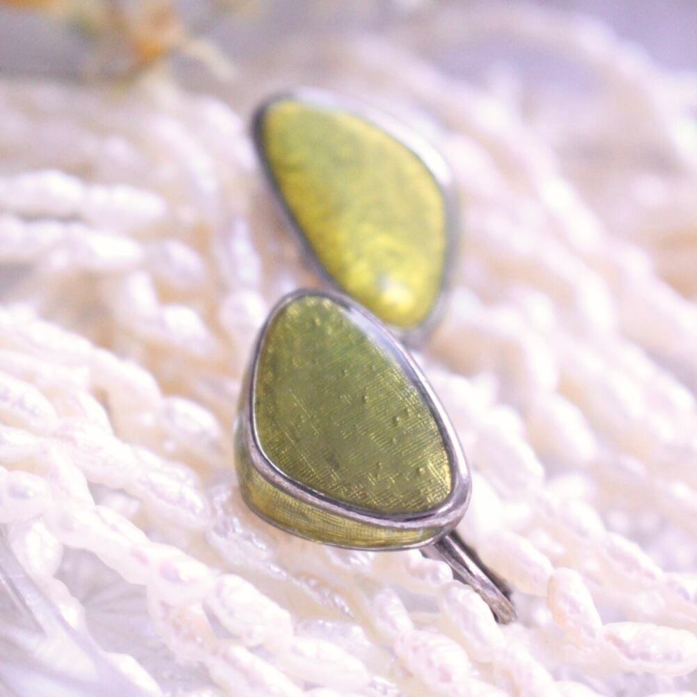 トライアングルイヤリング グリーン【408】