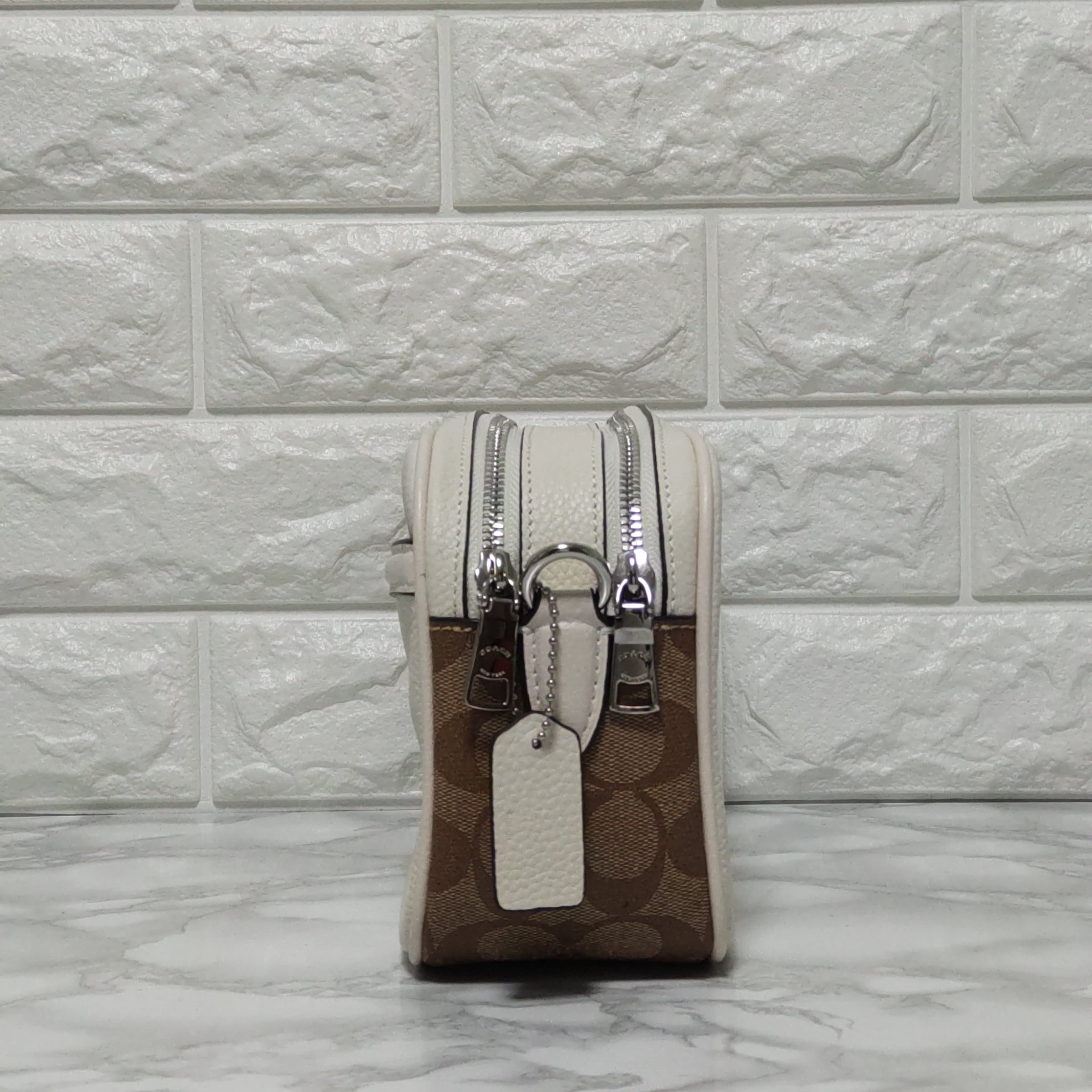 COACH コーチ ショルダーバッグ ダンボ チョークホワイト ディズニー  