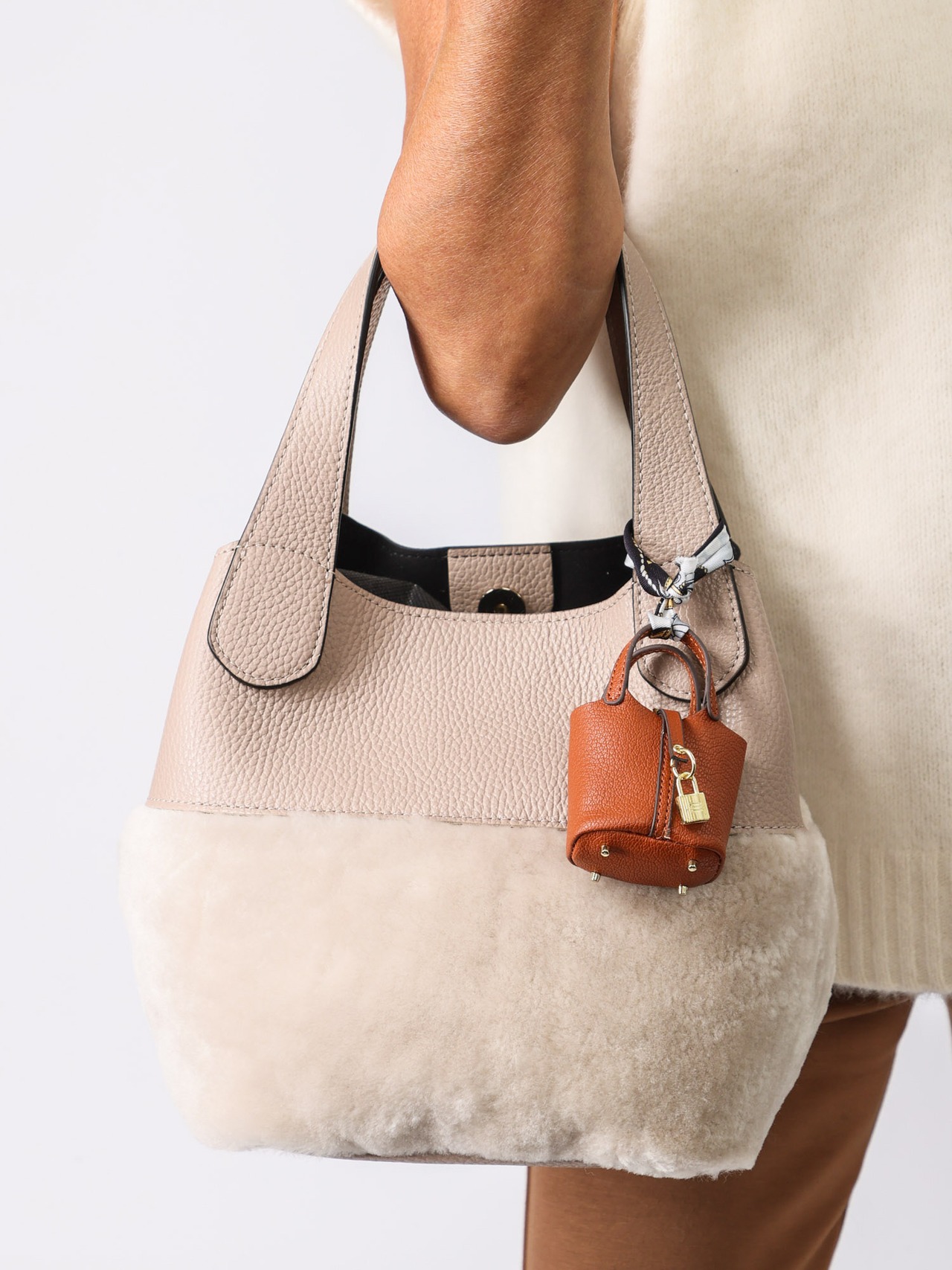 インポート（バッグチャーム）