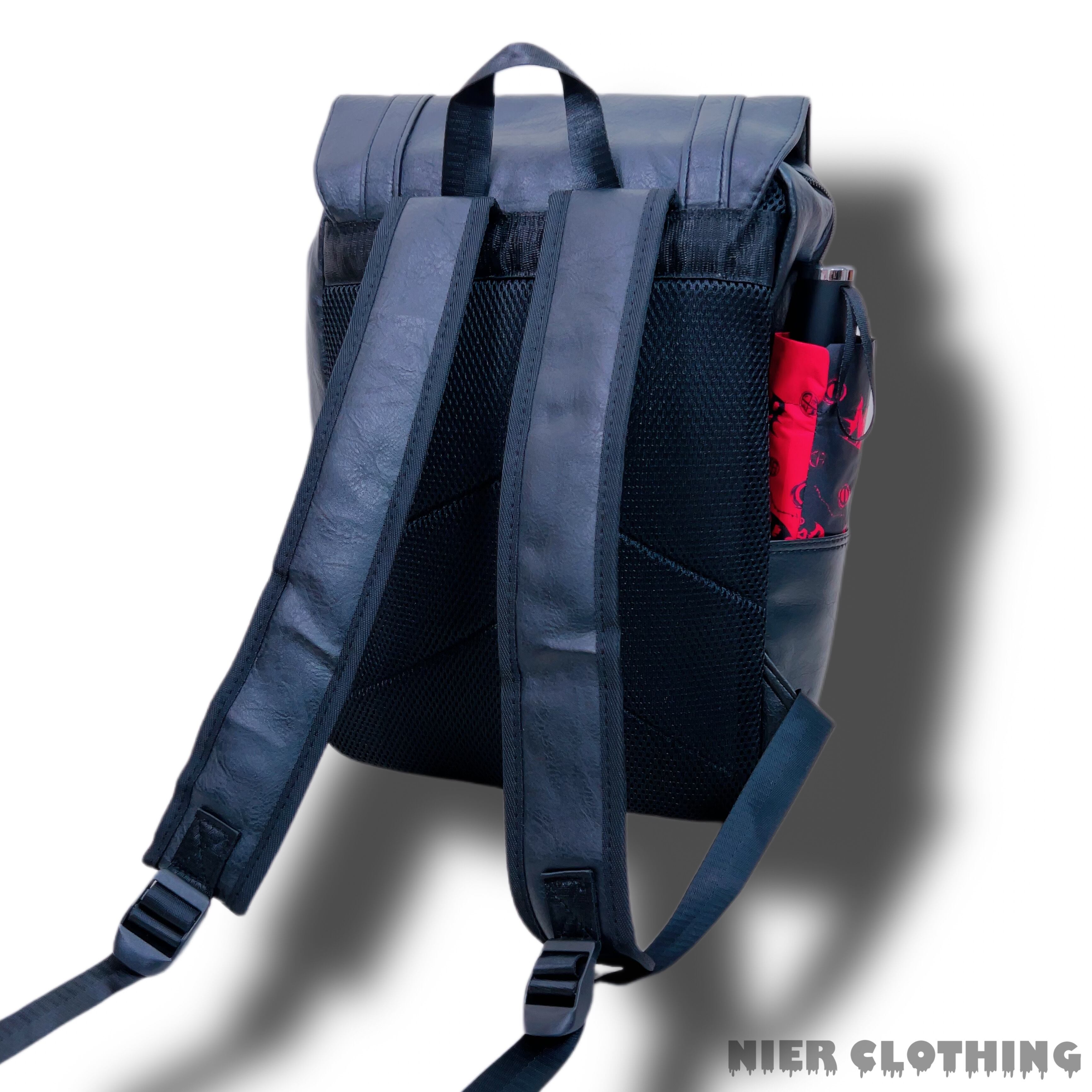 NieR 7POCKET PUレザー大容量BACKPACK