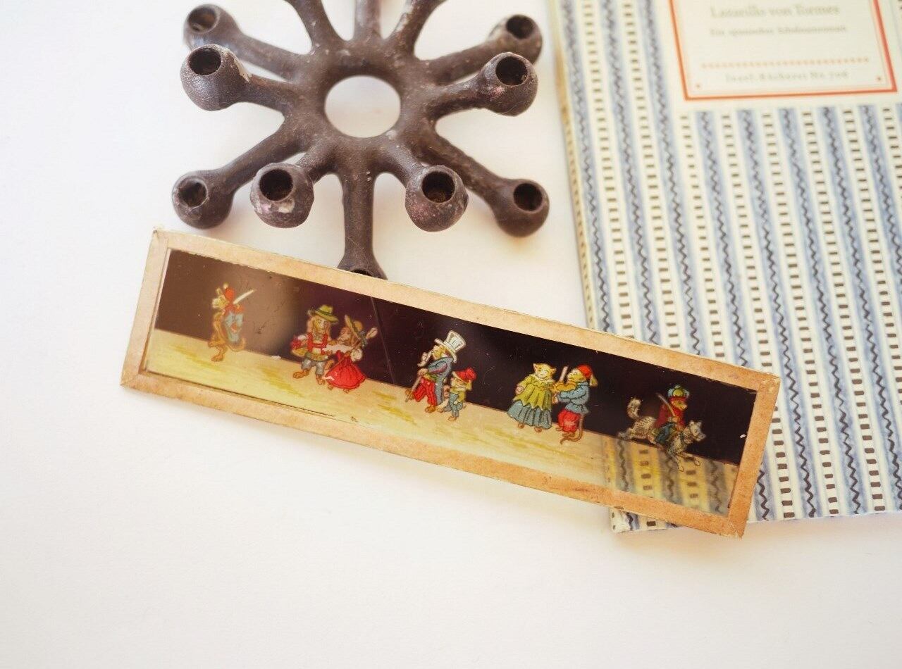 幻灯機マジックランタンのガラス絵 仮装する動物