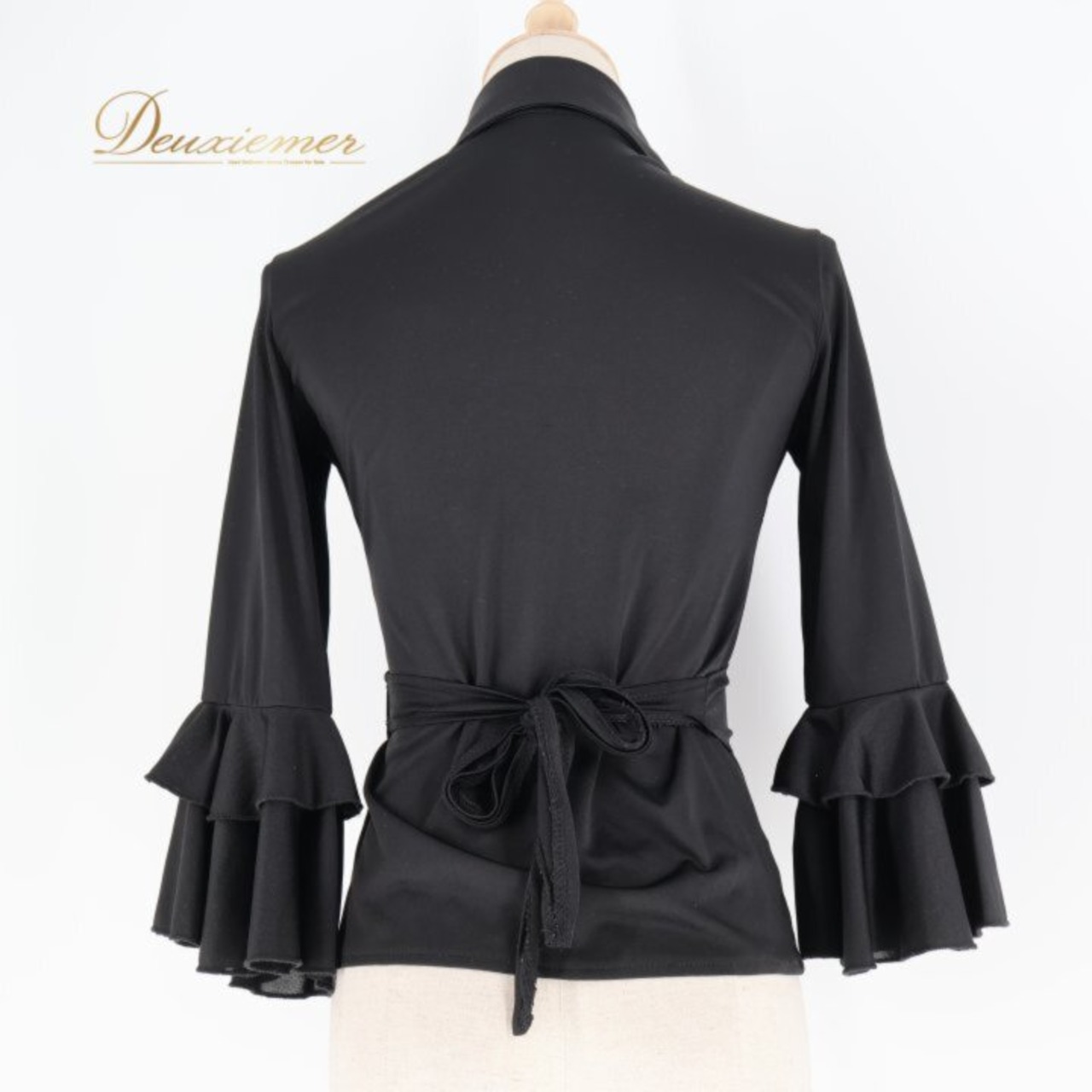 フラメンコ 衣装 ブラウス トップス ブラック系 黒 無地 伸縮 ストレッチ リボン フリル レッスン 練習着 ダンス パーティ 発表会 襟 シンプル 薄手 軽い 伸びる フラメンコレッスン用 ダンスレッスン用 ステージ衣装 練習服 レディース 女性用