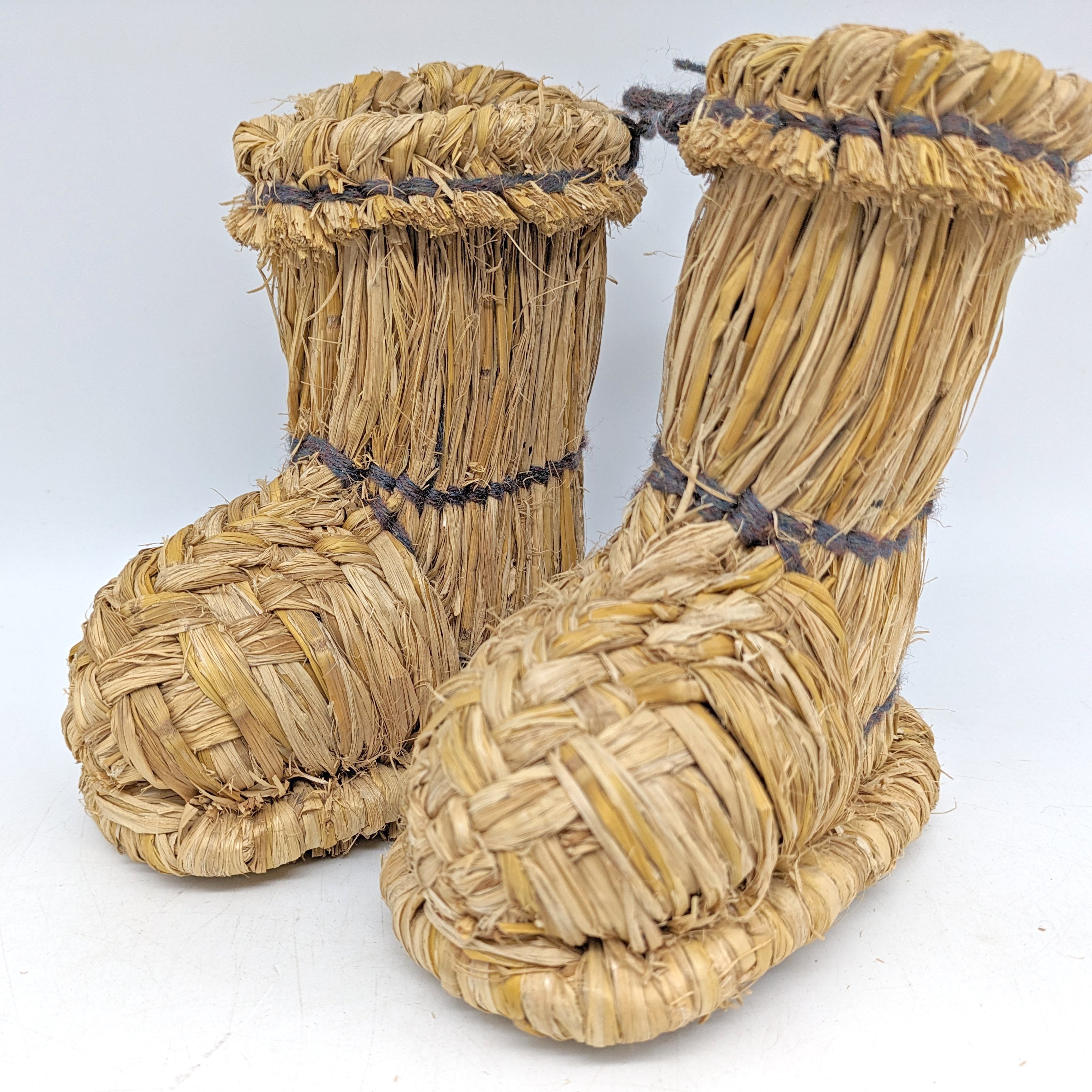 藁靴・わらぐつ・藁沓・雪靴・古民具・ミニサイズ・インテリア