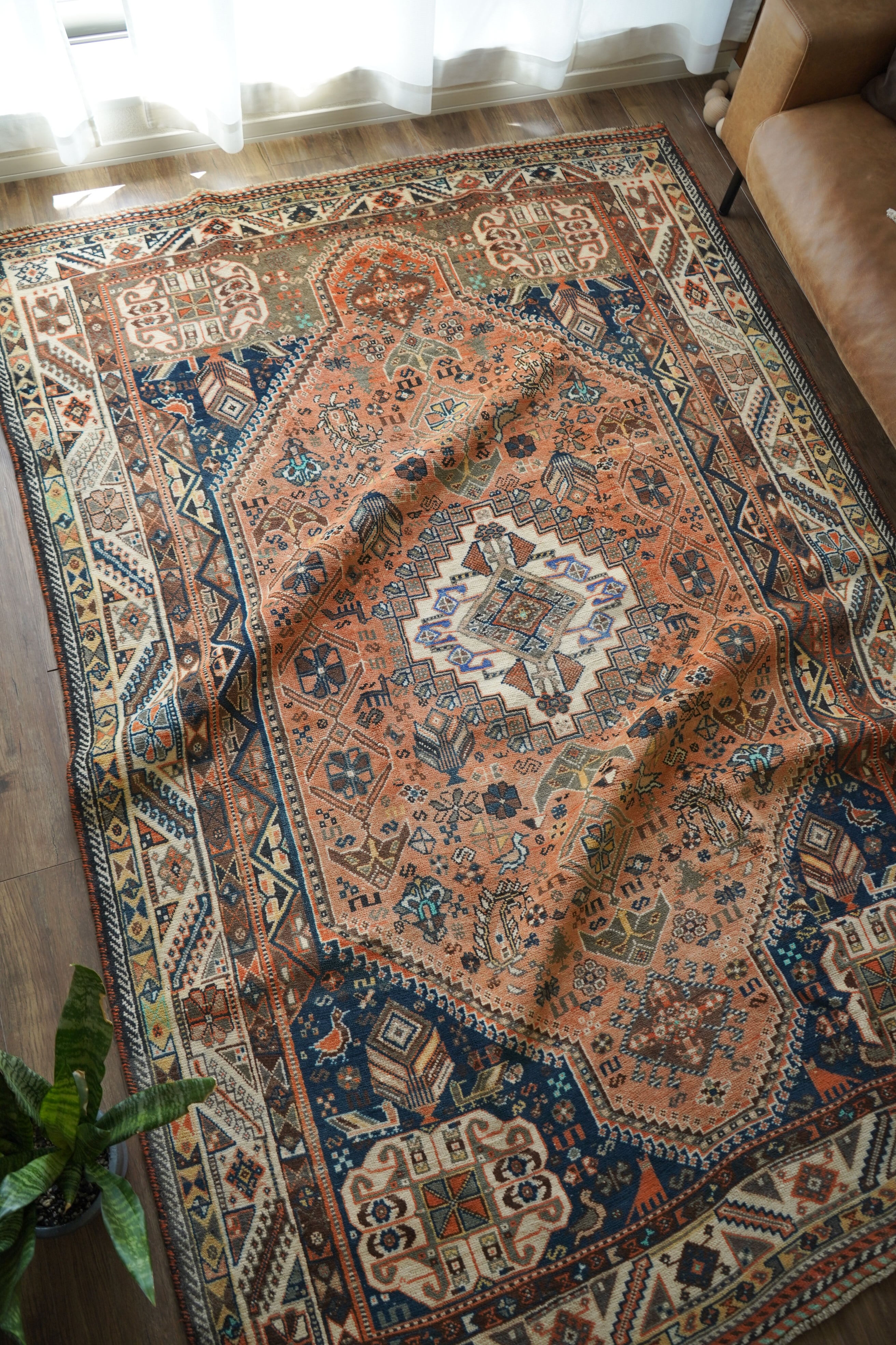 ヴィンテージラグ専門店 TIME RUG （ペルシャ絨毯・トライバルラグ）
