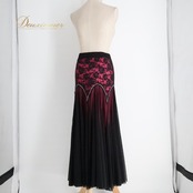 社交ダンス 衣装 ACROSS アクロス スカート レッスンウェア ブラック系 ピンク系 黒 レース ラインストーン 花柄 シック 練習着 練習用 スタンダード モダン 上品 気品 エレガント かわいい 大人っぽい 華やか レディース 競技ダンス ソシアルダンス ボールルームダンス 練習用ドレス 競技用スカート ダンス衣装 ウエストゴム スカート丈 ロングスカート 社交ダンスレッスン 黒系スカート ピンク系スカート レーススカート 花柄レース ラインストーン装飾 華やかデザイン エレガントコーデ