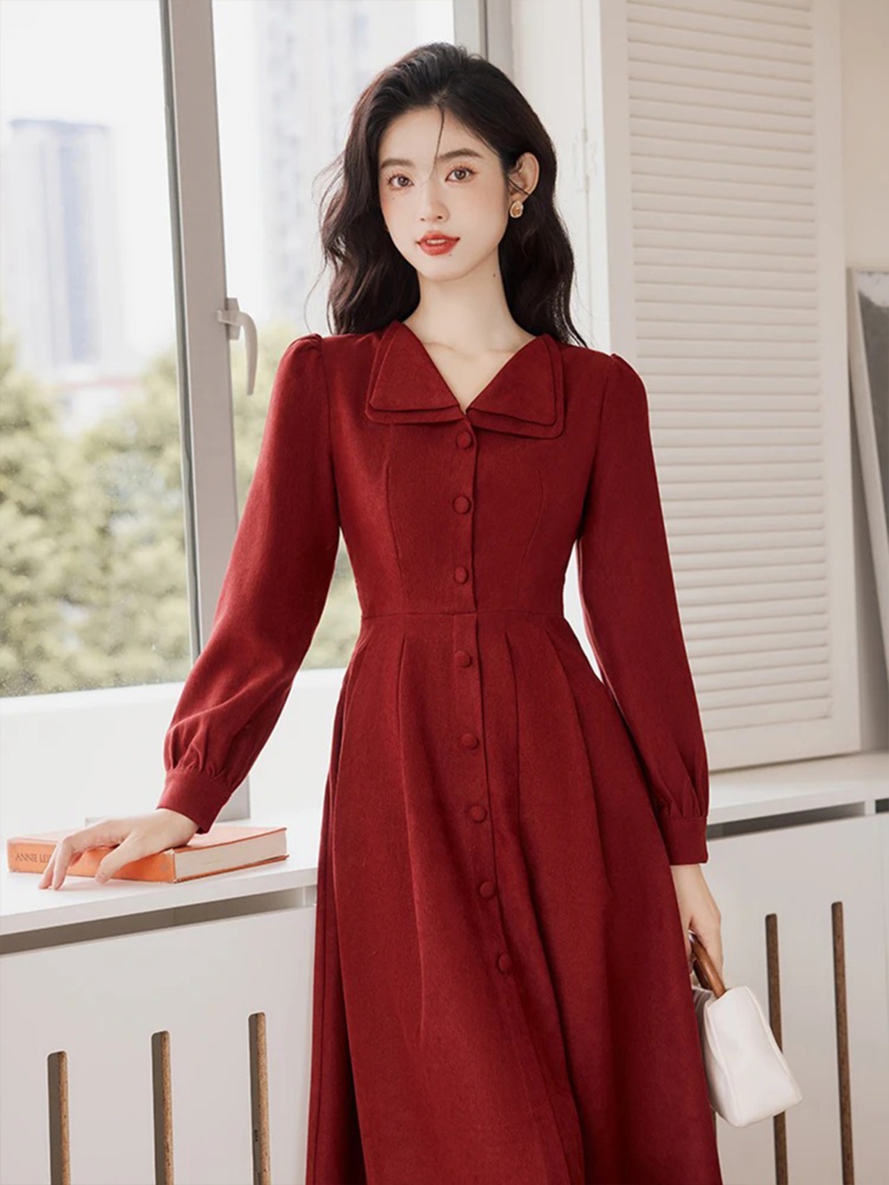 【0093】Red Vintage Front Button Long Sleeve Dress