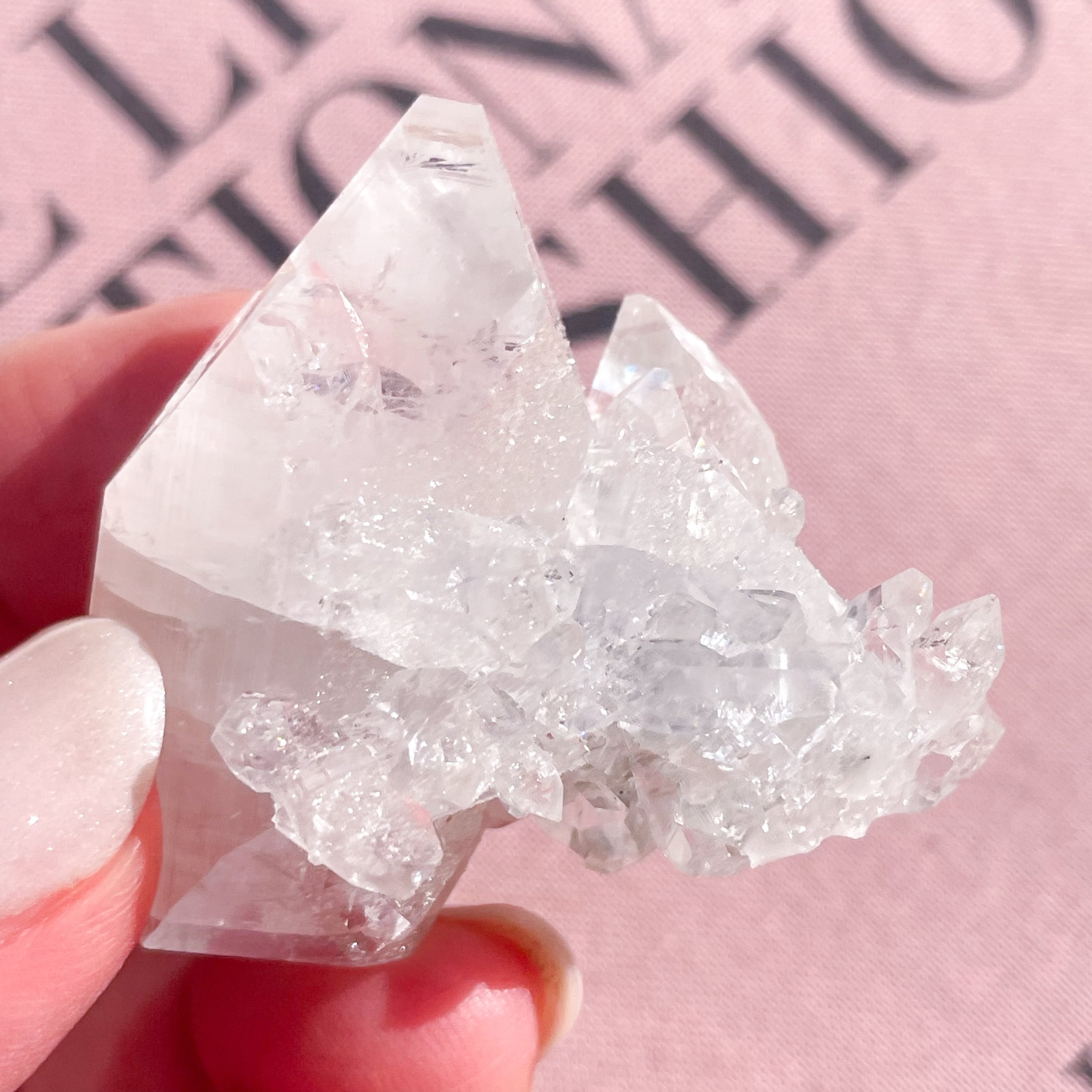 Apophyllite Cluster ✧ アポフィライト 11 | FLUXY - 天然石と鉱物の